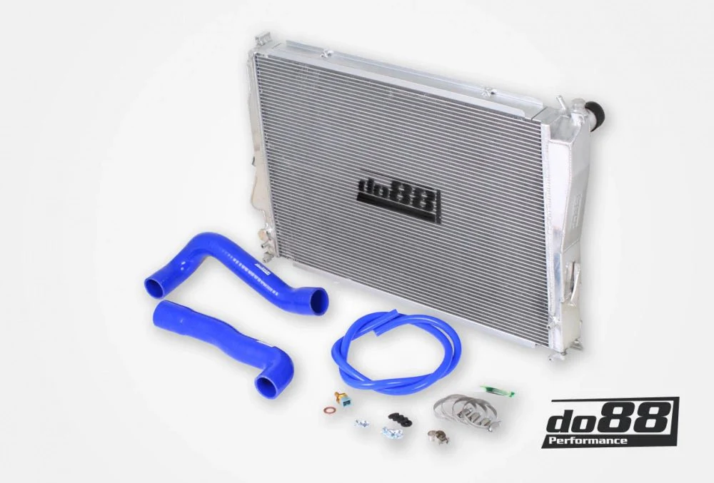 do88 BMW E46 M3 Aluminium Radiator - Image 3